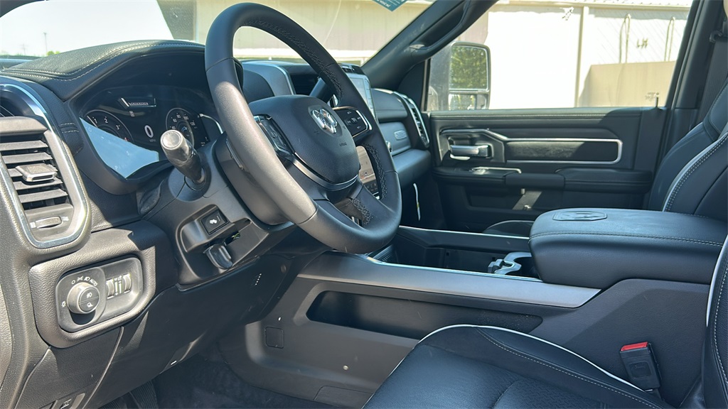 2025 Ram 2500 Laramie photo 15