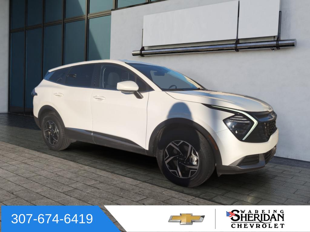 2024 Kia Sportage LX's photo