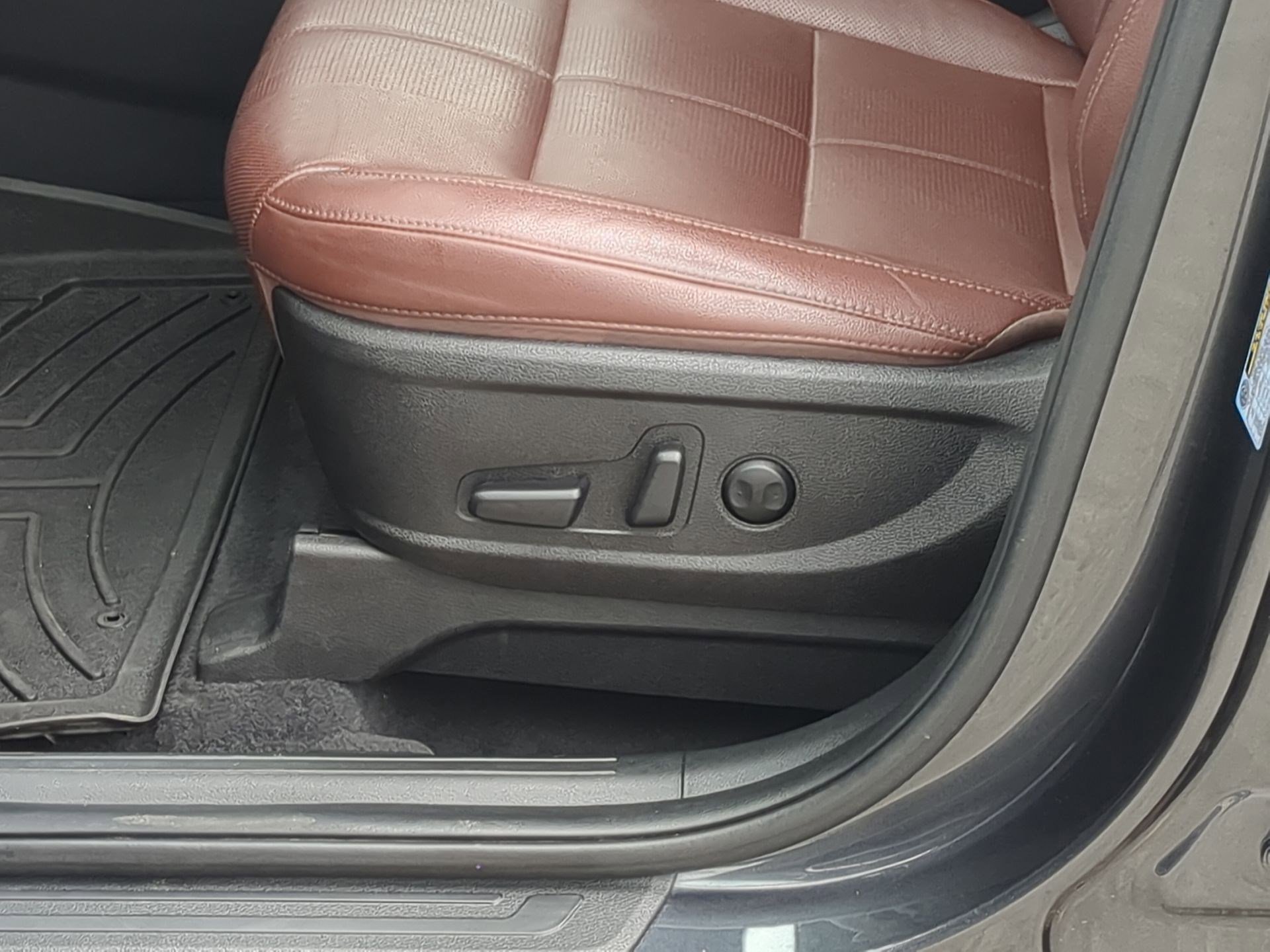 2023 Kia Telluride EX photo 11