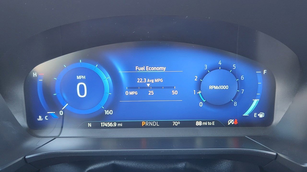 2022 Ford Escape SEL photo 11