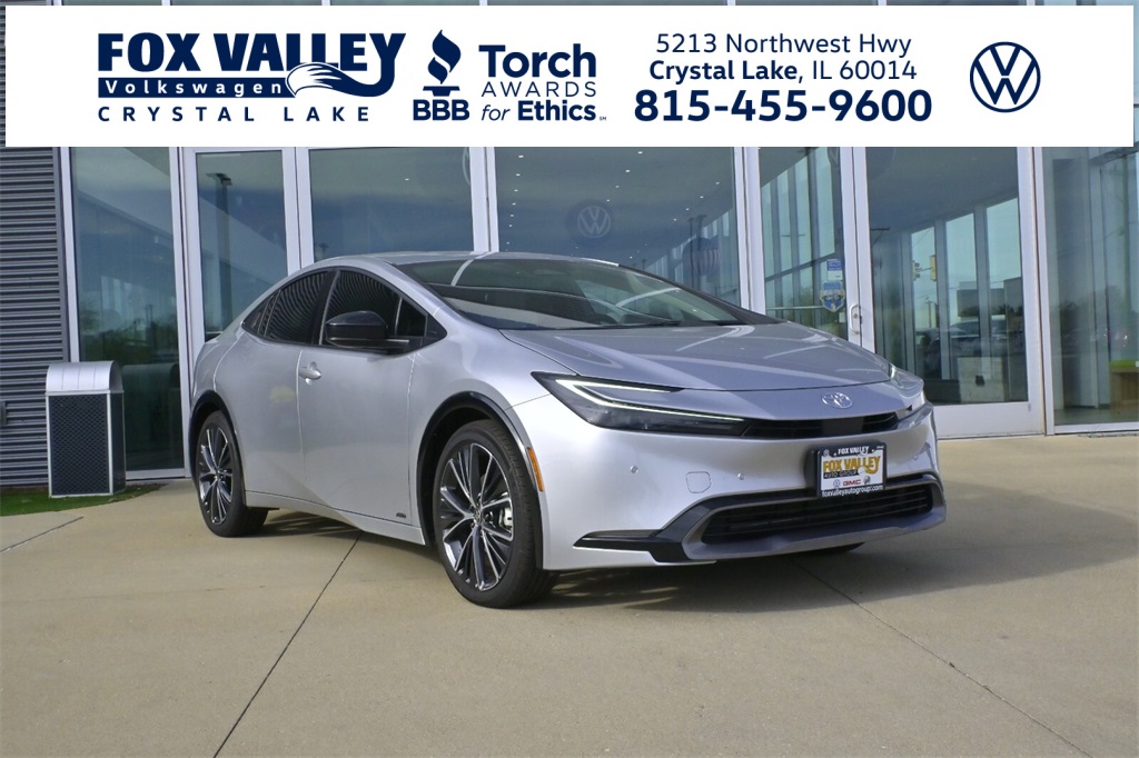 2024 Toyota Prius XLE's photo