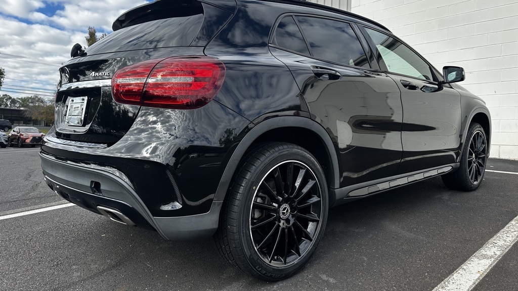 2020 Mercedes Benz GLA 250 4MATIC photo 4