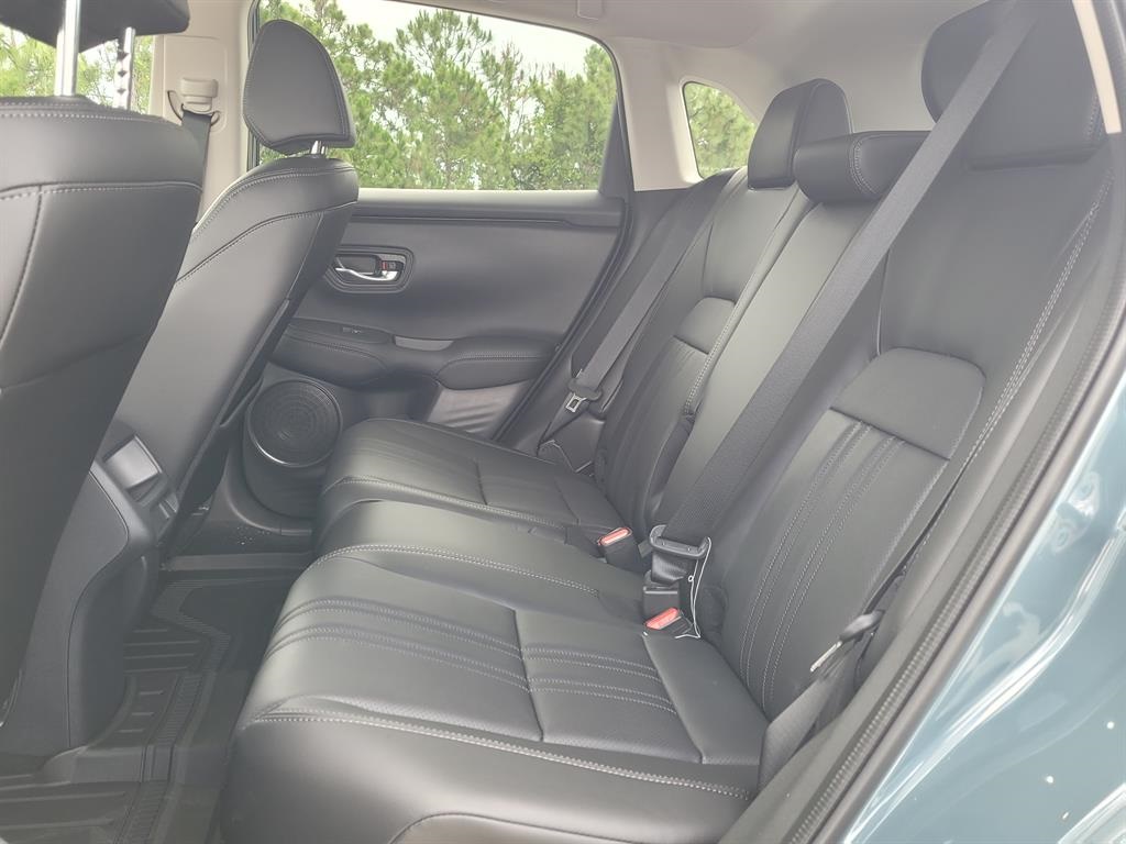 2026 Honda HR-V EX-L photo 15