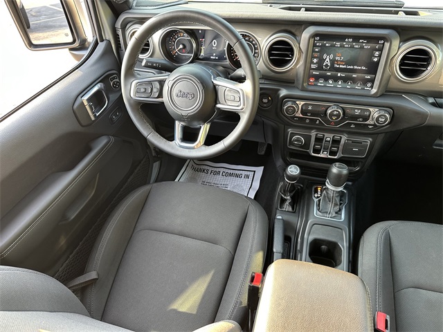 2023 Jeep Gladiator Overland photo 15