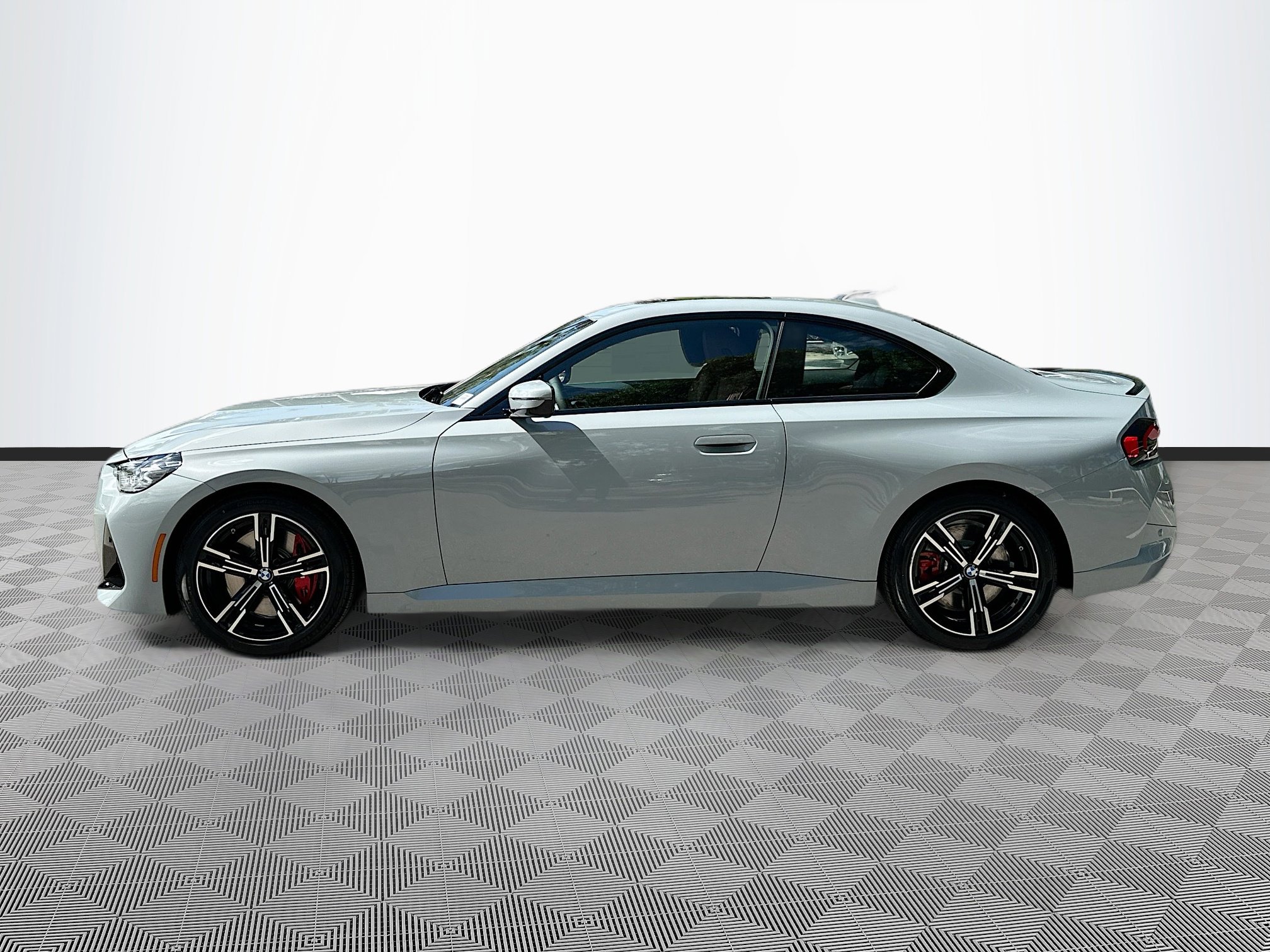 2025 Bmw 230i photo 4