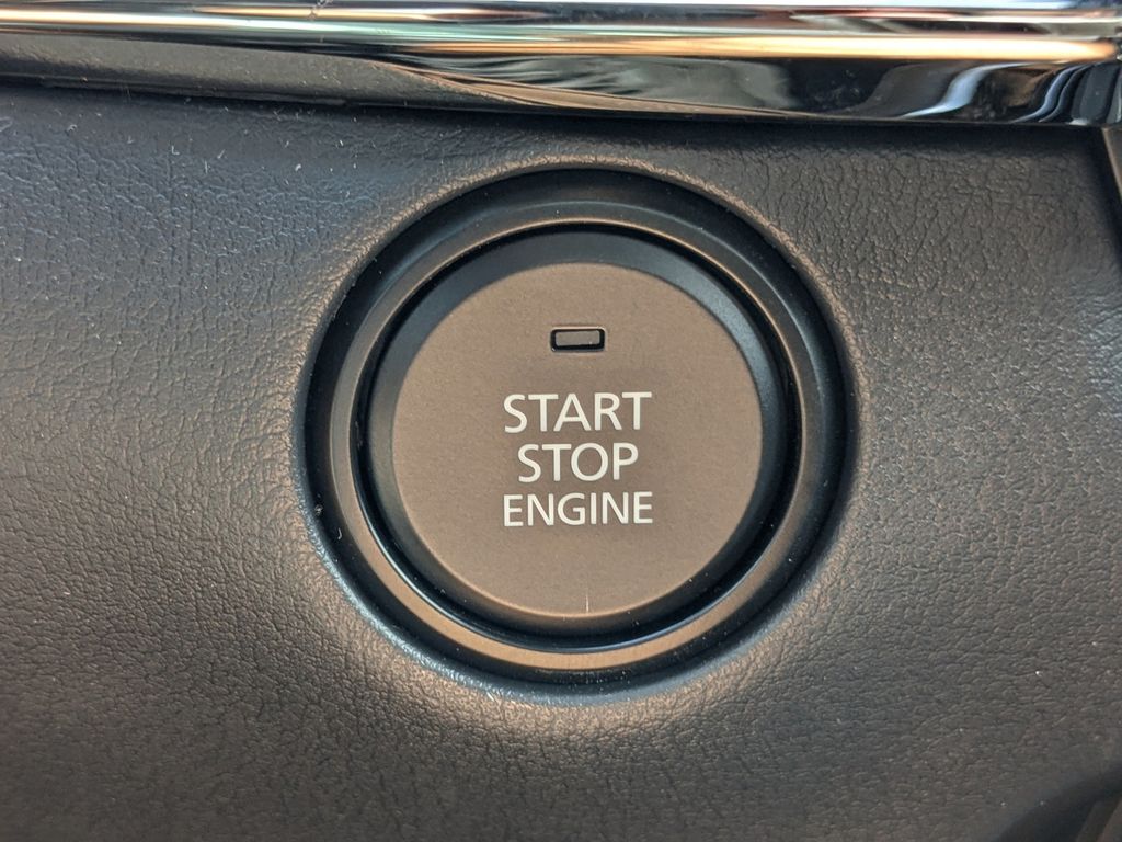 2025 Mazda CX-30 2.5 S Preferred photo 29