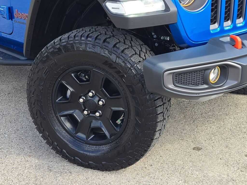 2021 Jeep Gladiator Mojave photo 3