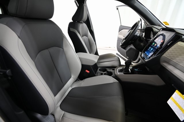 2025 Subaru Forester Limited photo 17
