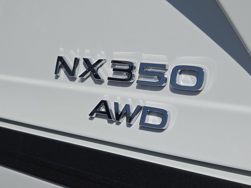 2026 Lexus NX 350 photo 2