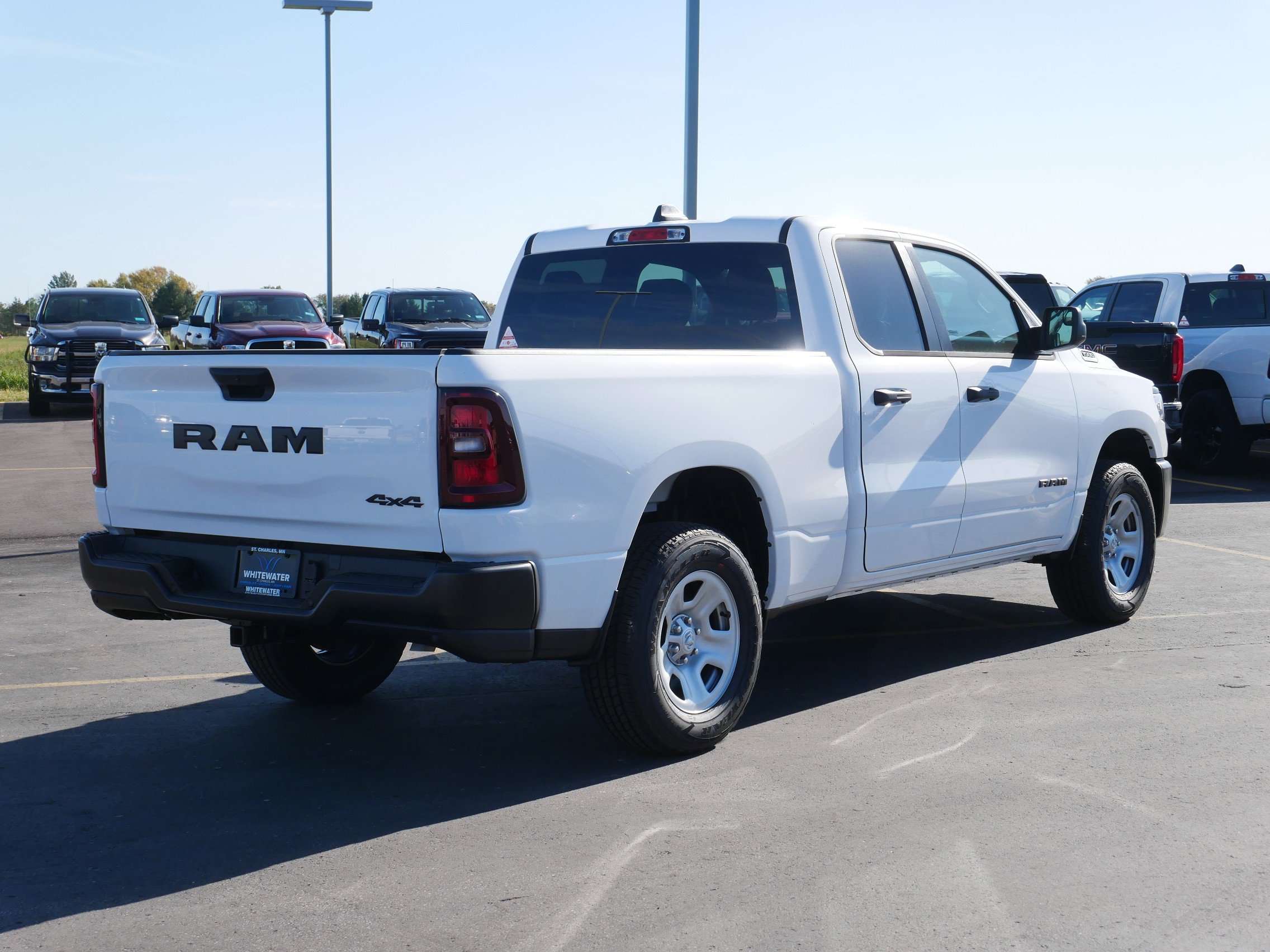 2025 Ram 1500 Tradesman photo 2