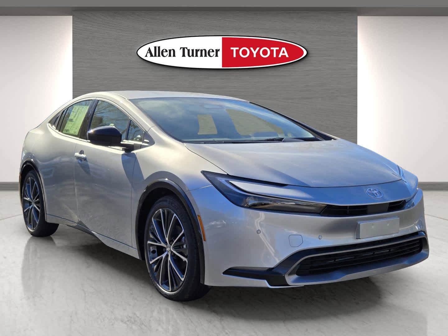 2026 Toyota Prius XLE's photo