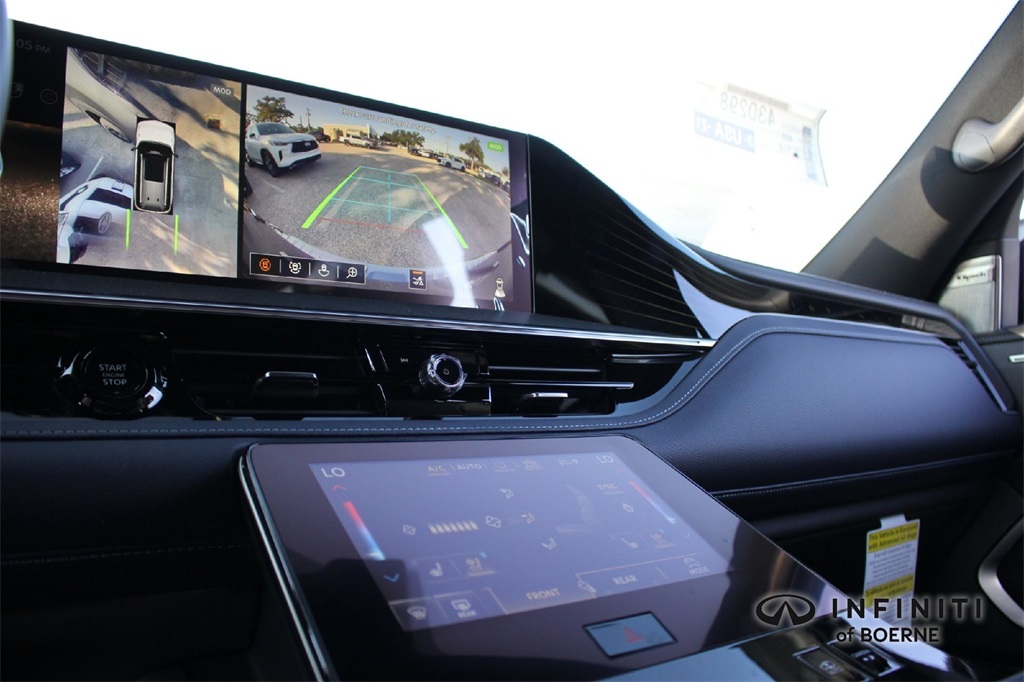 2026 Infiniti QX80 Sensory photo 8