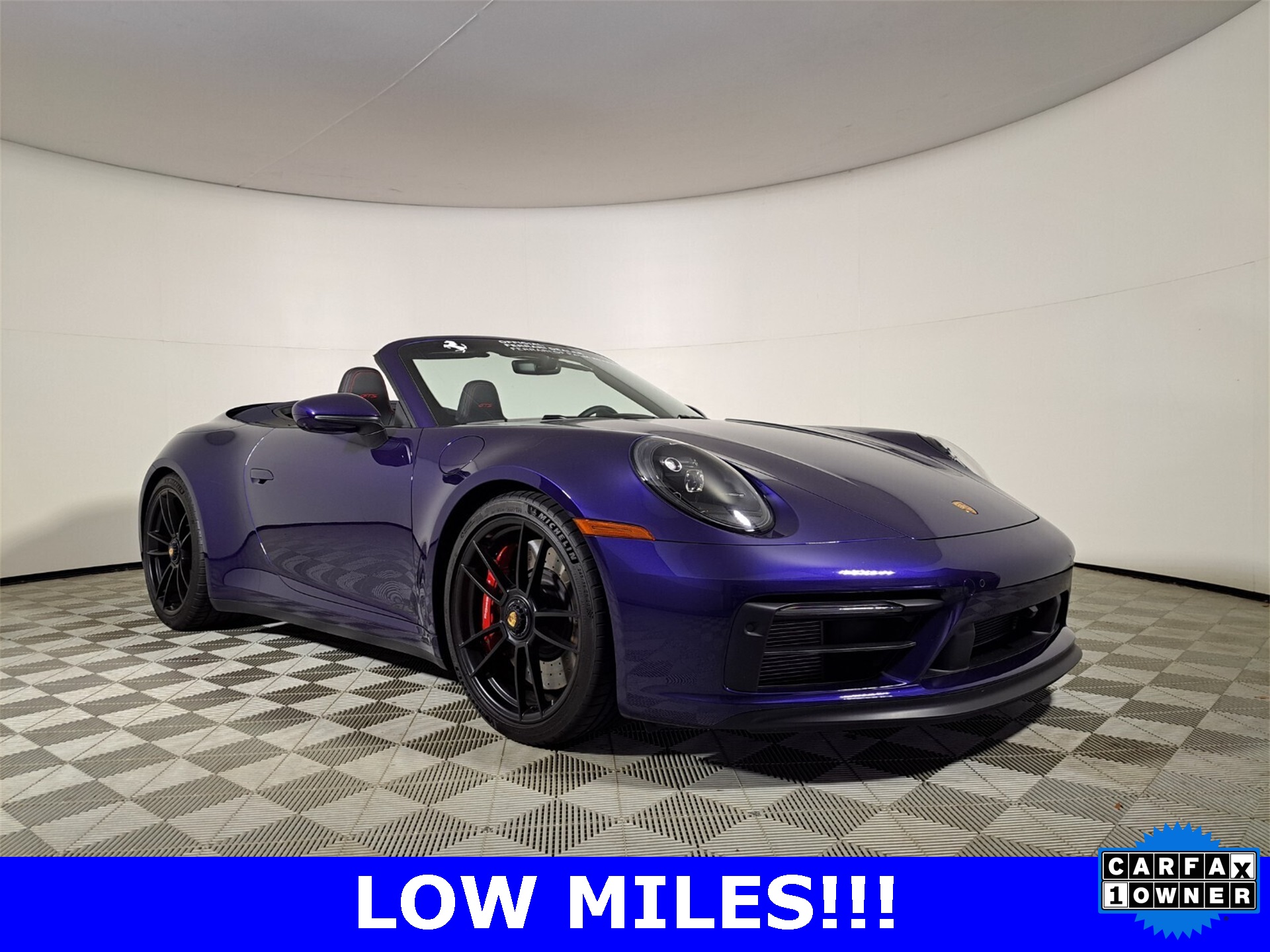 Used 2024 Blue Porsche Carrera GTS image 1