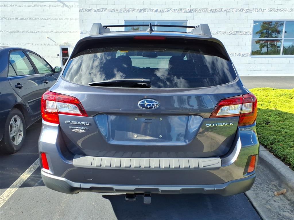 2016 Subaru Outback 2.5i Limited photo 4