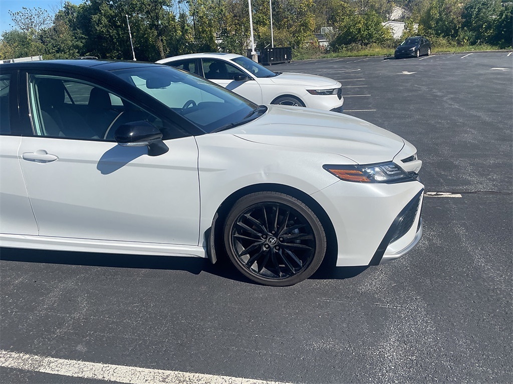 2023 Toyota Camry XSE photo 4