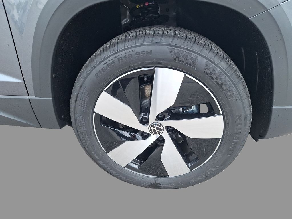 2025 Volkswagen Taos S photo 20