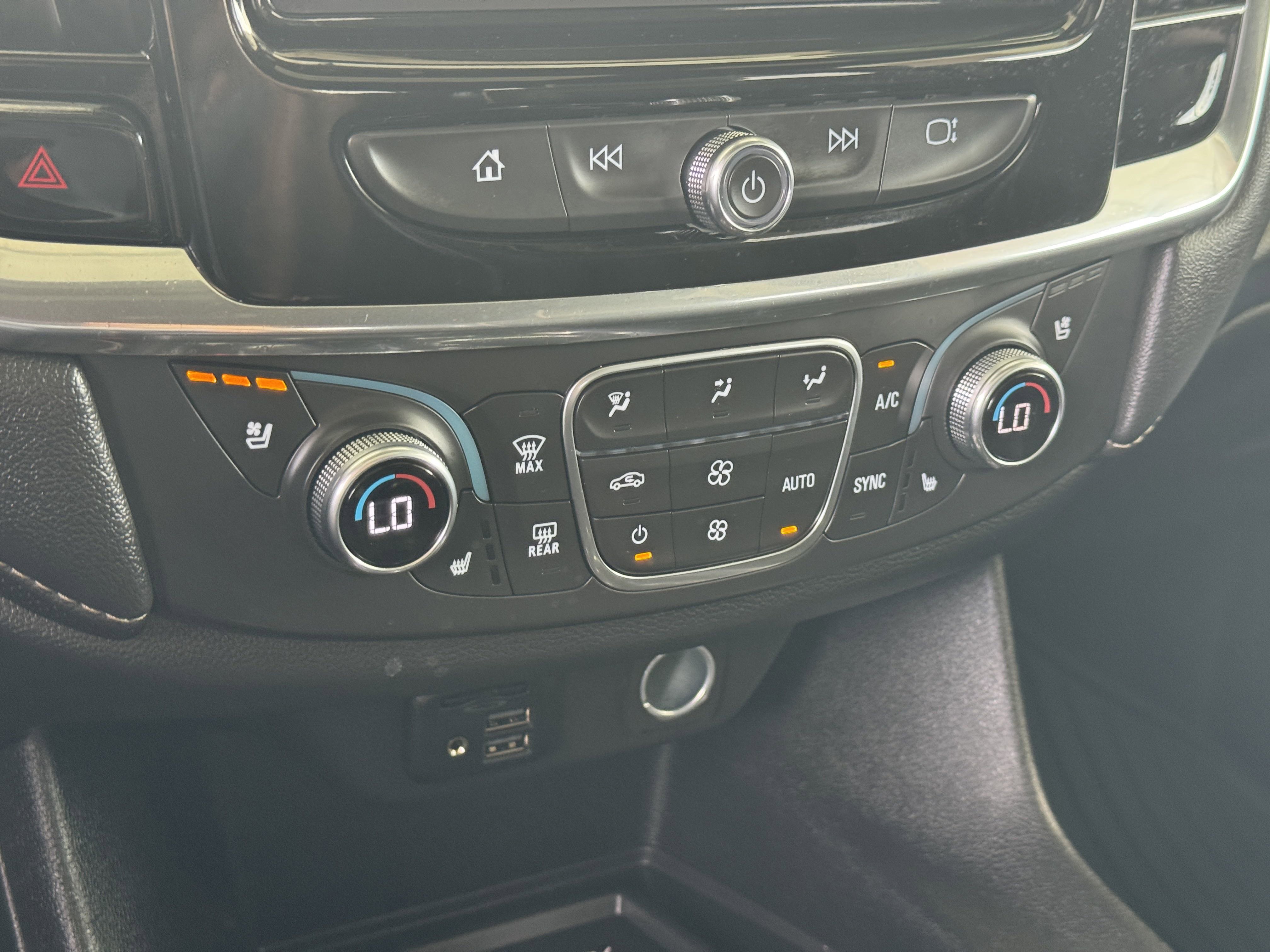 2023 Chevrolet Traverse Premier photo 9