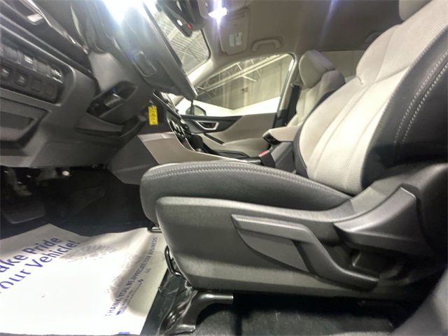 2023 Subaru Forester Base photo 13