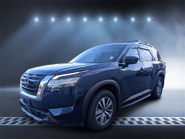 2022 Nissan Pathfinder SL photo 7