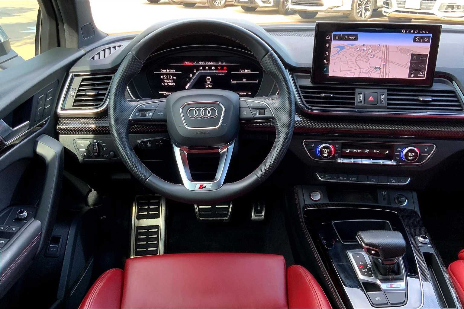 2023 Audi SQ5 Premium Plus photo 8