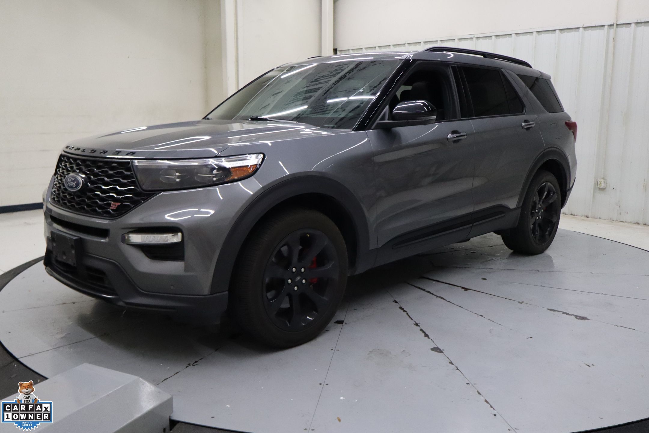 2023 Ford Explorer ST photo 7