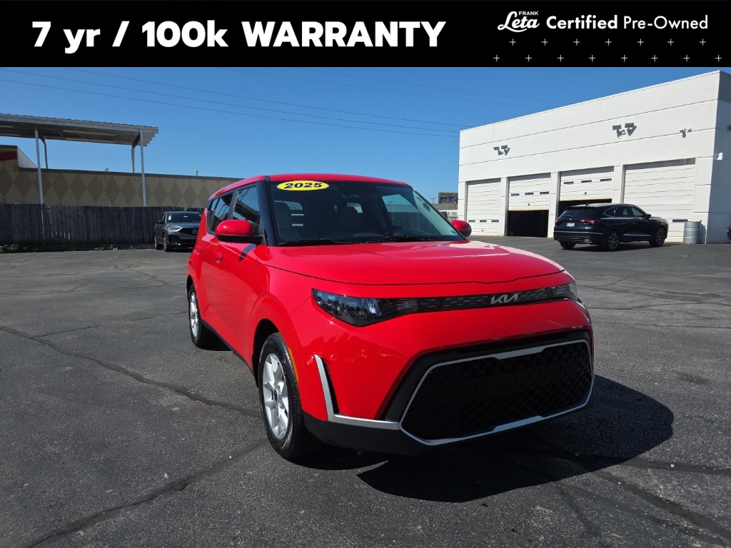 Used 2025 Inferno Red Kia LX image 1