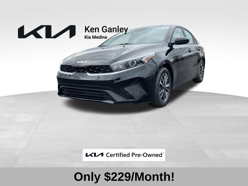 2023 Kia Forte LXS's photo