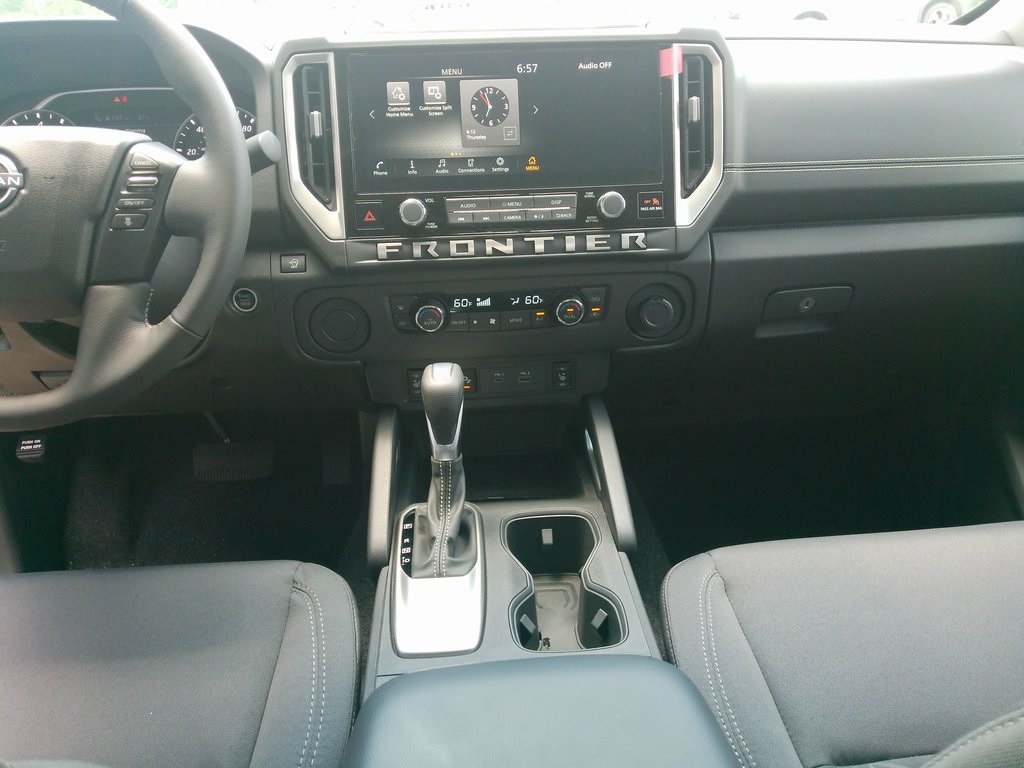 2025 Nissan Frontier King Cab SV photo 23