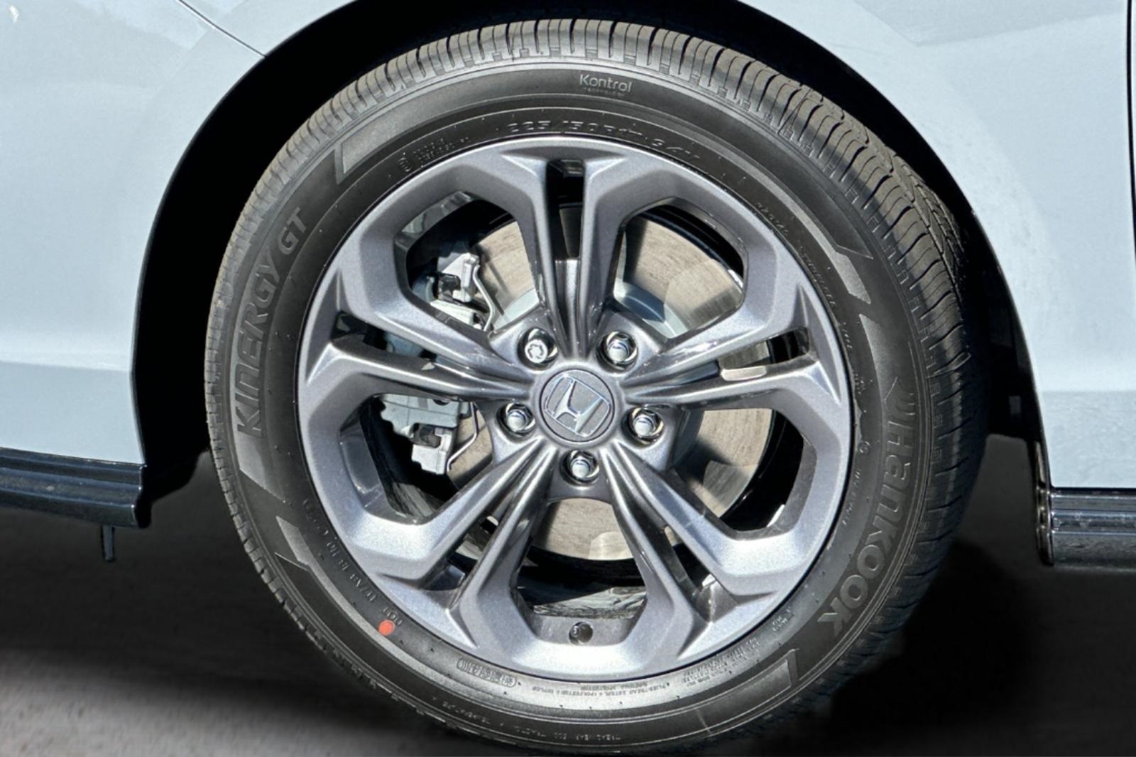 2025 Honda Accord Hybrid EX-L photo 27