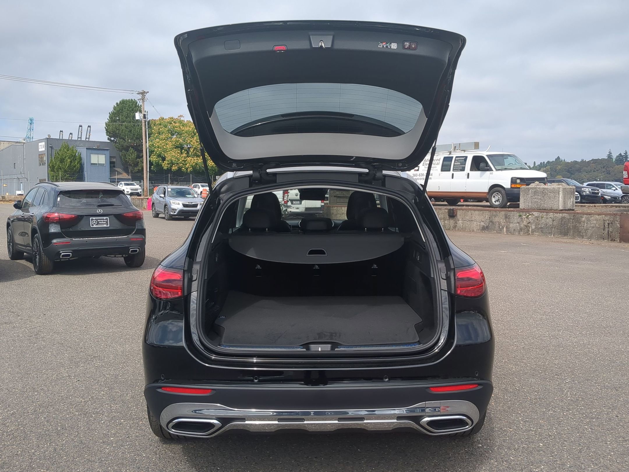 2026 Mercedes Benz GLC 350e 4MATIC photo 25