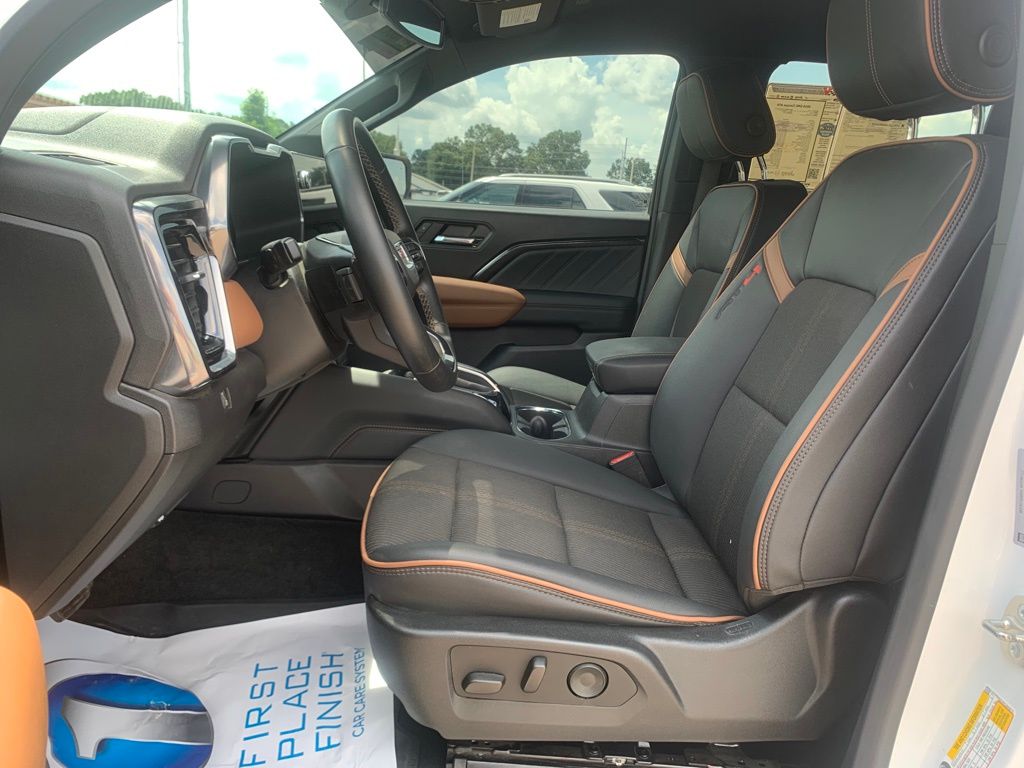 2024 Gmc Canyon AT4 photo 11