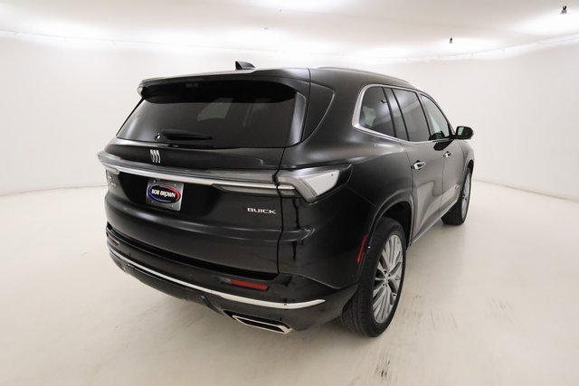 2025 Buick Enclave Avenir photo 3