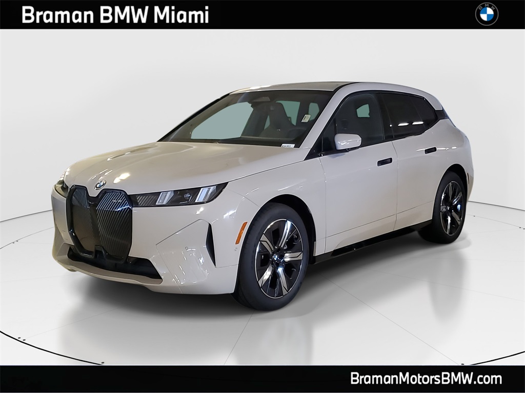 2026 BMW iX 45's photo