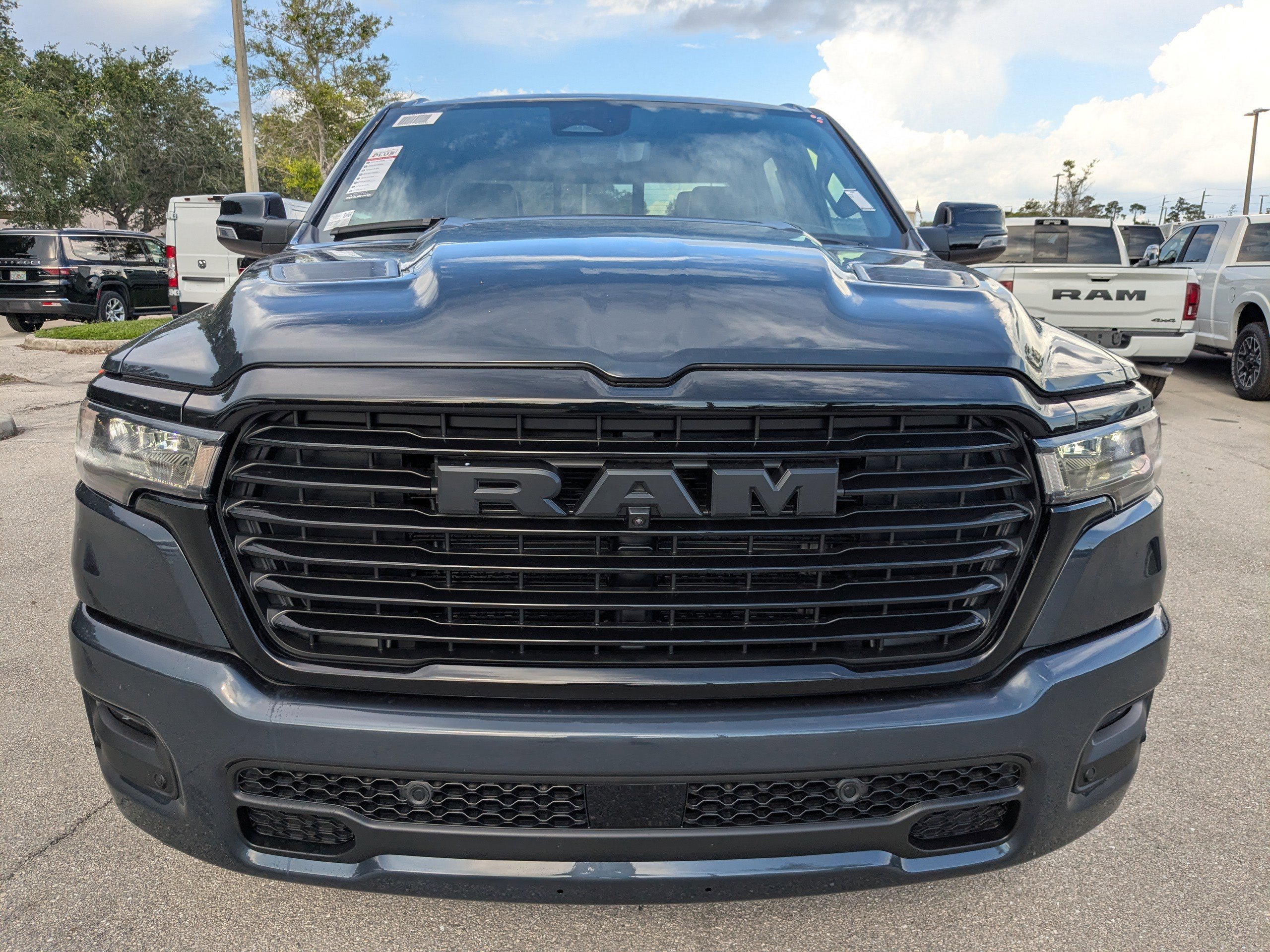 2026 Ram 1500 Laramie photo 7