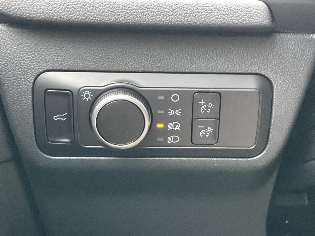 2025 Ford Escape ST-Line photo 11