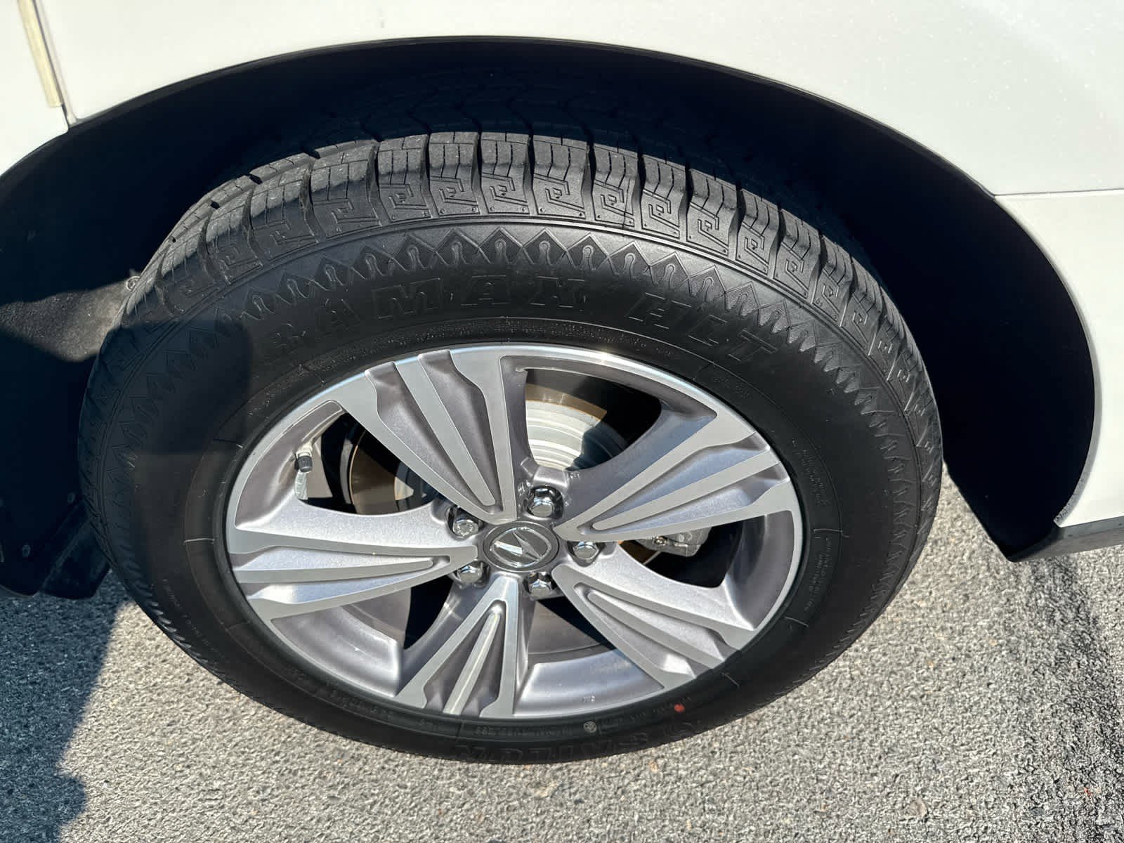2020 Acura MDX SH-AWD photo 3