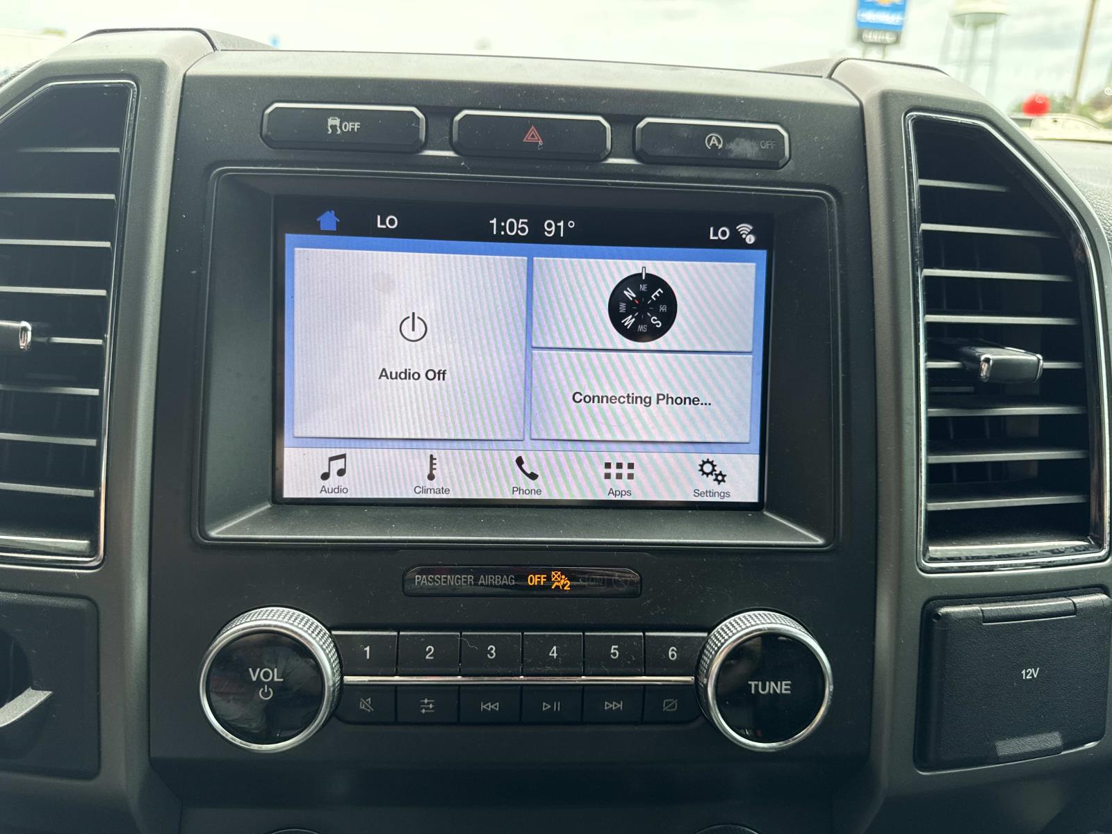 2019 Ford Expedition XLT photo 23