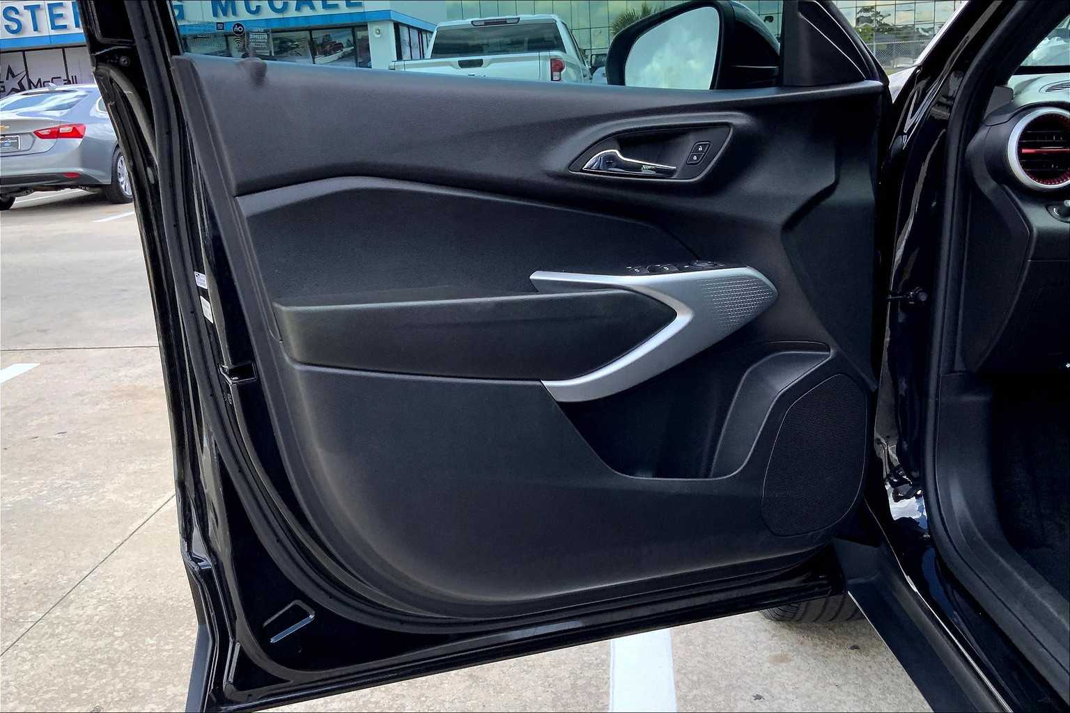 2024 Chevrolet Trax photo 19