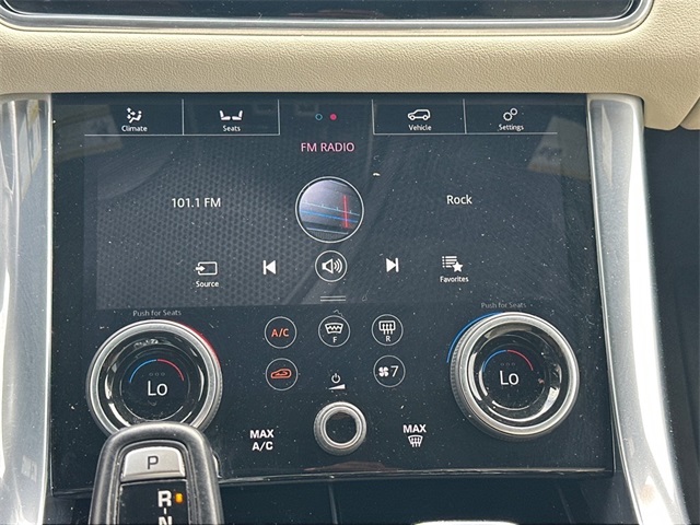 2020 Land Rover Range Rover Sport HSE photo 25