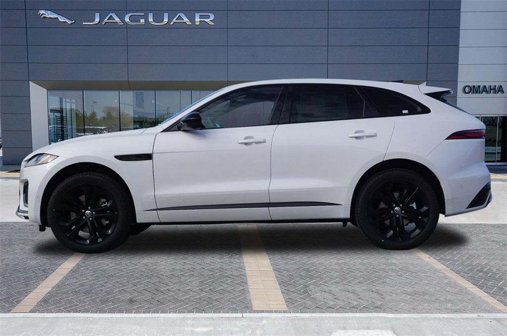 2025 Jaguar F-PACE R-Dynamic S photo 3