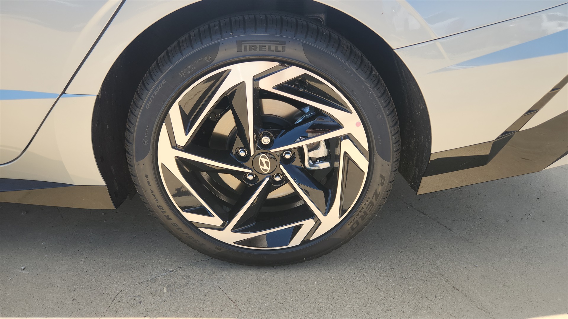 2025 Hyundai Sonata SEL Convenience photo 24
