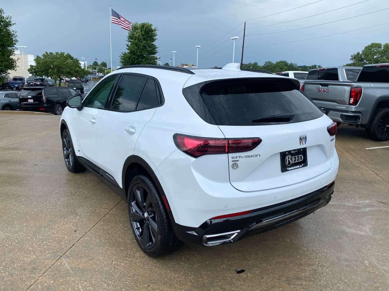 2025 Buick Envision Sport Touring photo 8
