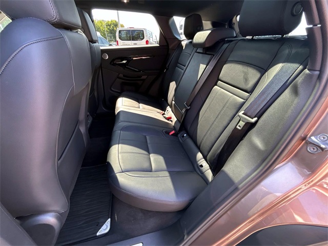 2024 Land Rover Range Rover Evoque Dynamic SE photo 13