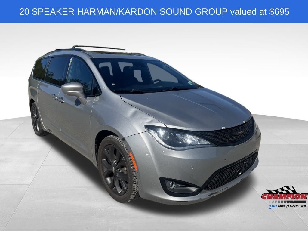 2019 Chrysler Pacifica Touring Plus photo 7