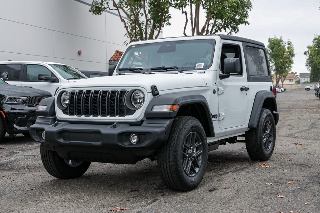 2026 Jeep Wrangler 2-Door Sport S's photo