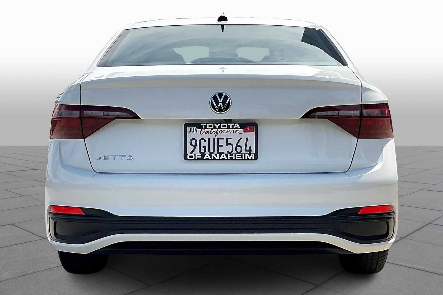 2023 Volkswagen Jetta S photo 4