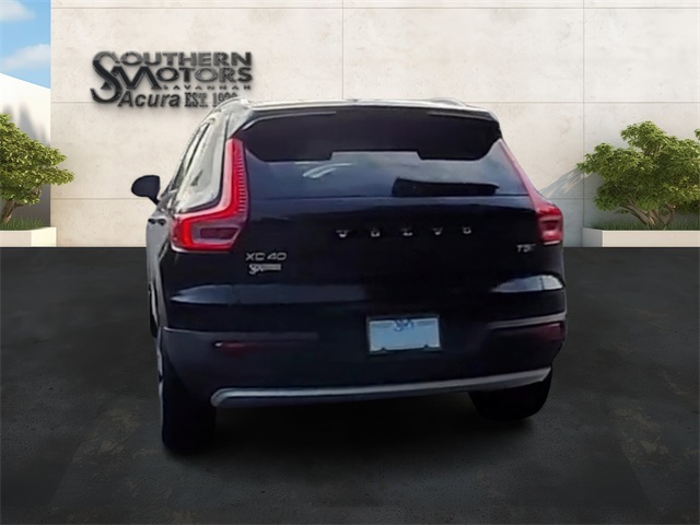 2021 Volvo XC40 Momentum photo 20
