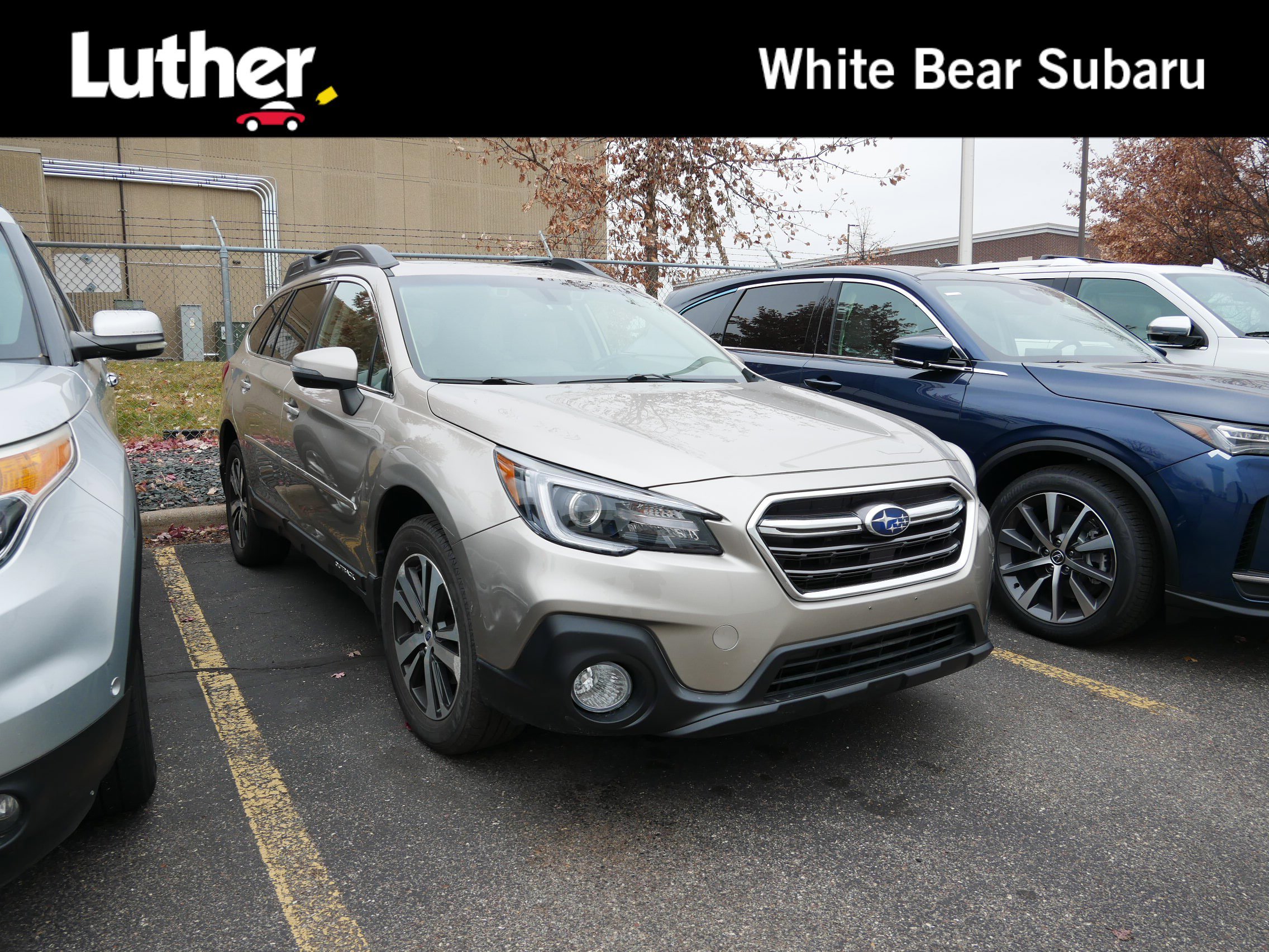 2018 Subaru Outback Limited's photo