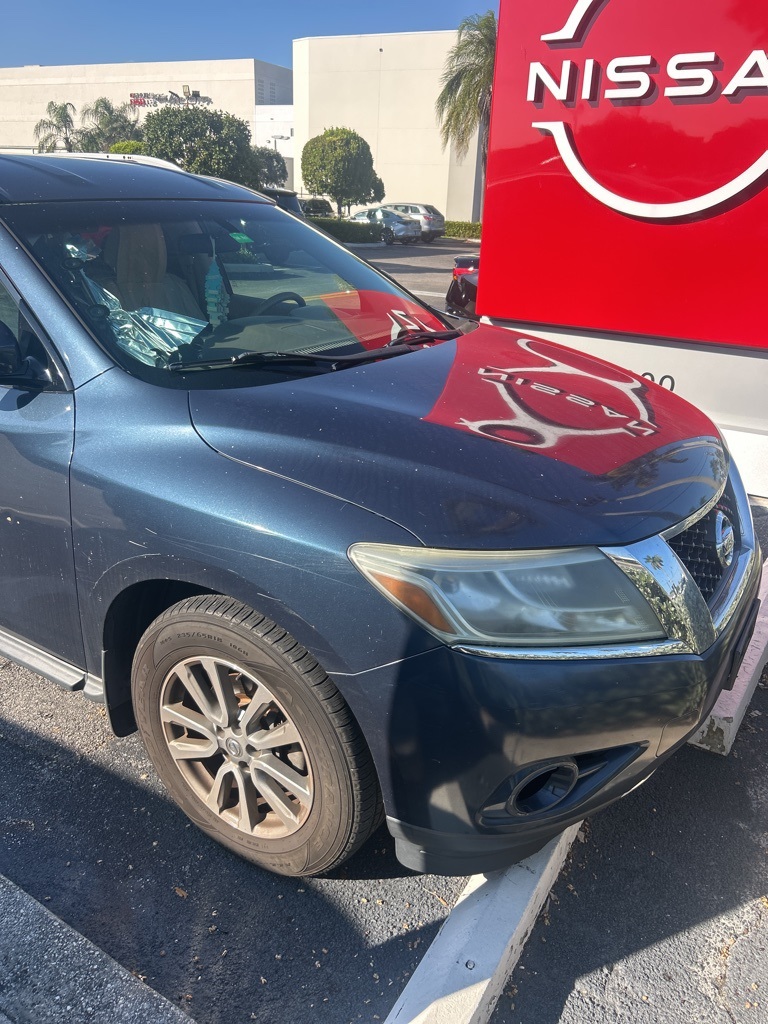 2014 Nissan Pathfinder SV
