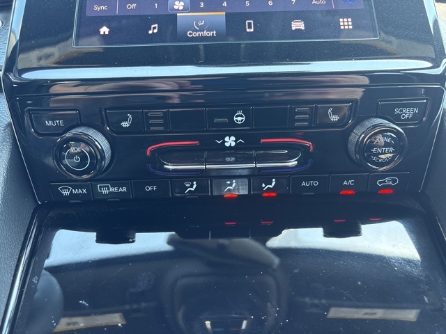 2023 Jeep Grand Cherokee Altitude photo 16